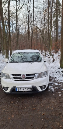 Fiat Freemont cena 40500 przebieg: 221000, rok produkcji 2013 z Tychy małe 326